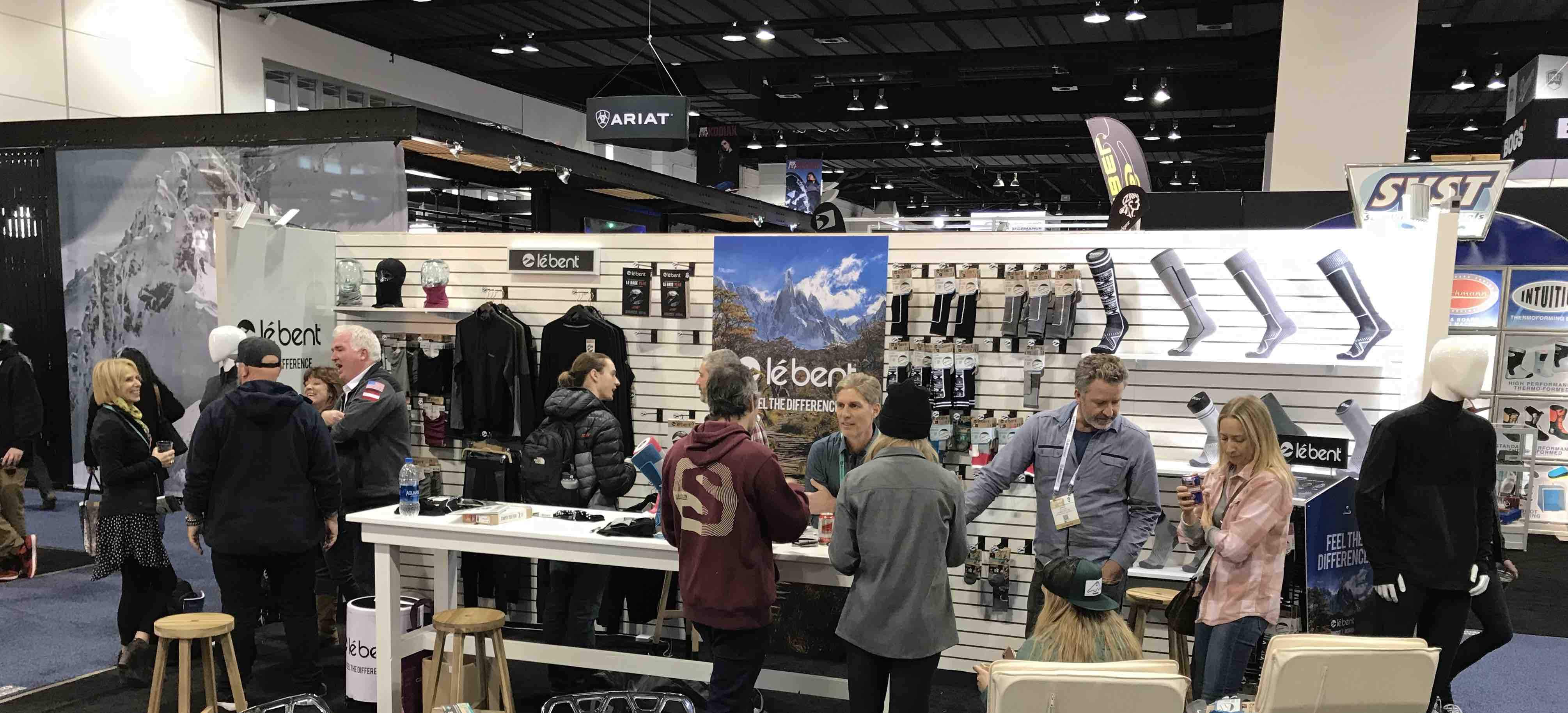 LE BENT CROWNED KING OF THE SOCKS